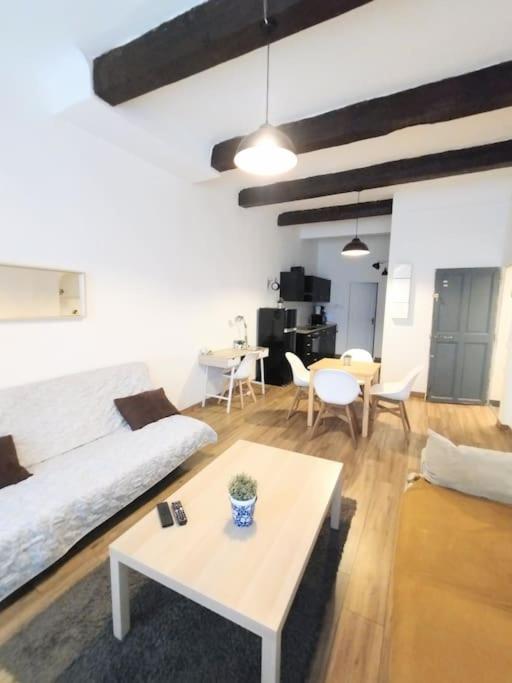 Apartamento Sur Le Vieux Port , 50m2, 4pers *
