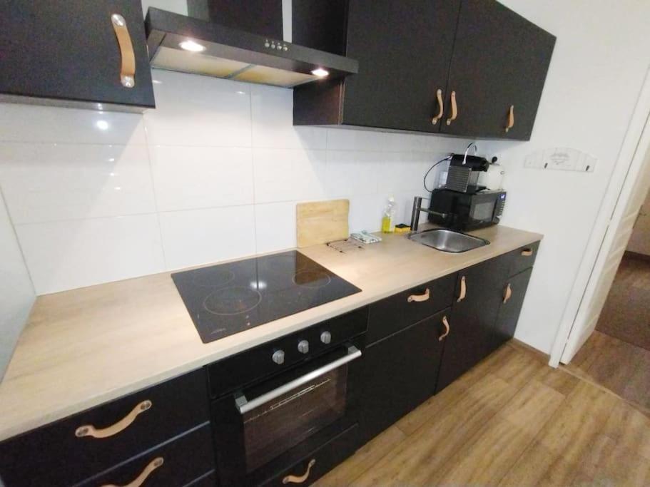 Sur Le Vieux Port , 50m2, 4pers Apartamento *